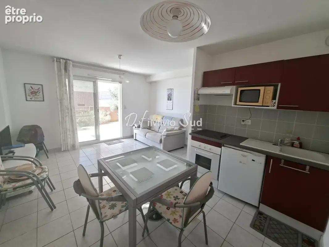 Appartement t2 en rez-de-chaussee avec vue mer -terrasse - jardin - place de parking - photo 6