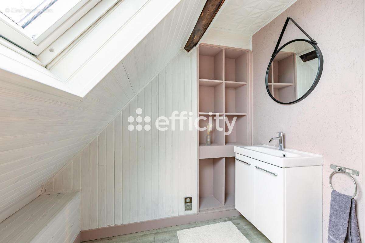 Maison à CREPY-EN-VALOIS