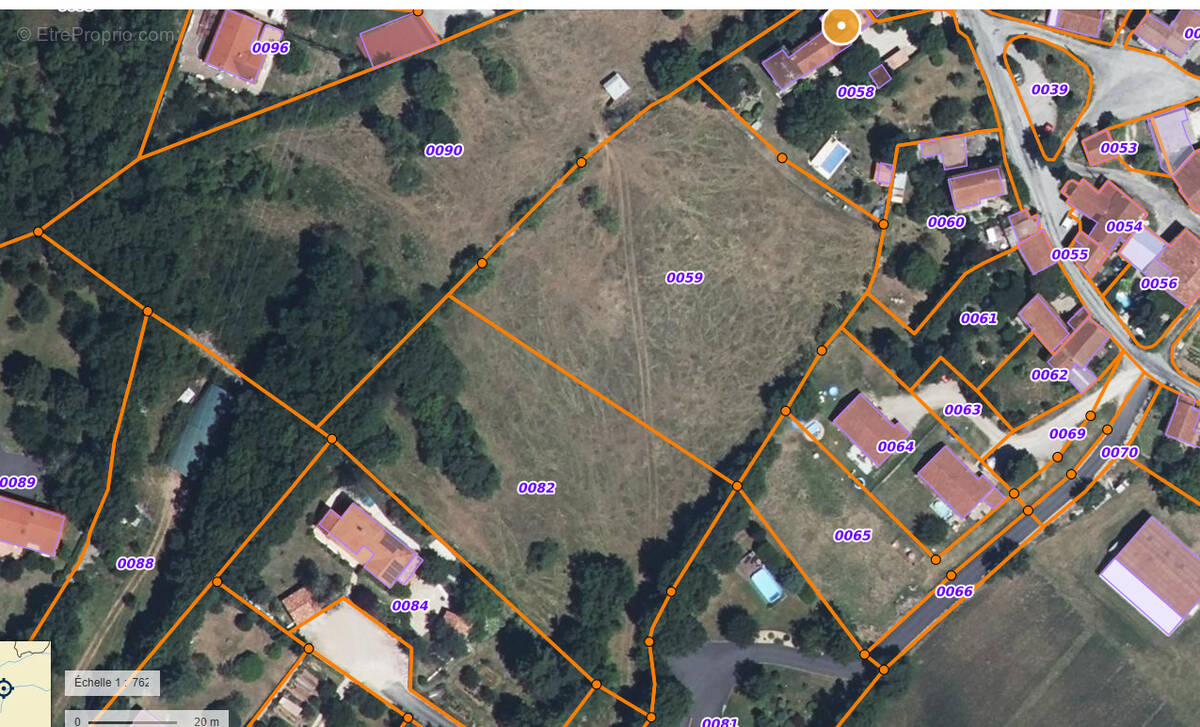 Terrain à VILLEFRANCHE-DE-ROUERGUE