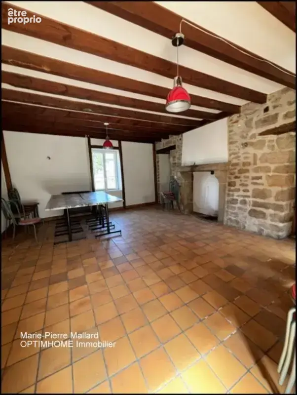 Une belle bâtisse en pierre au cœur d’un village creusois à SOUBREBOST (23) - photo 12