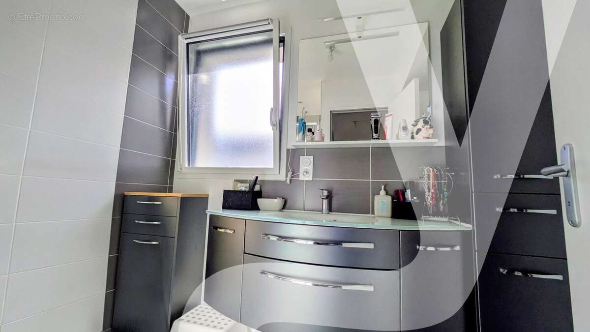 Maison à TREILLIERES