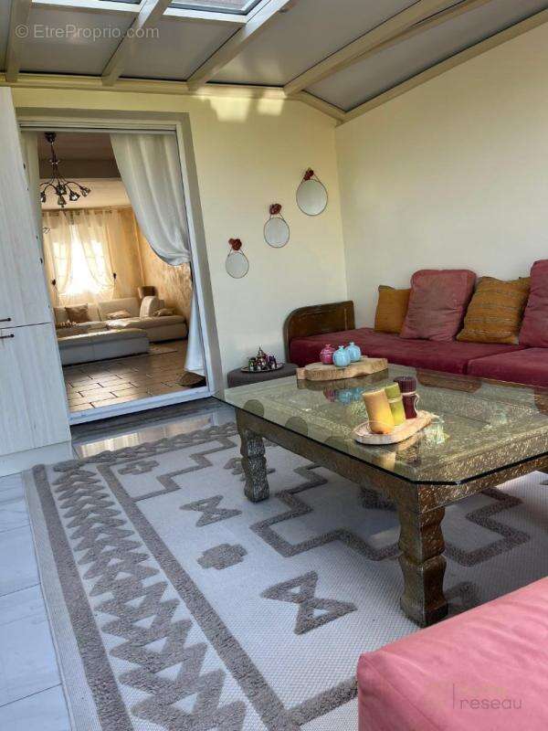 Maison à REMY