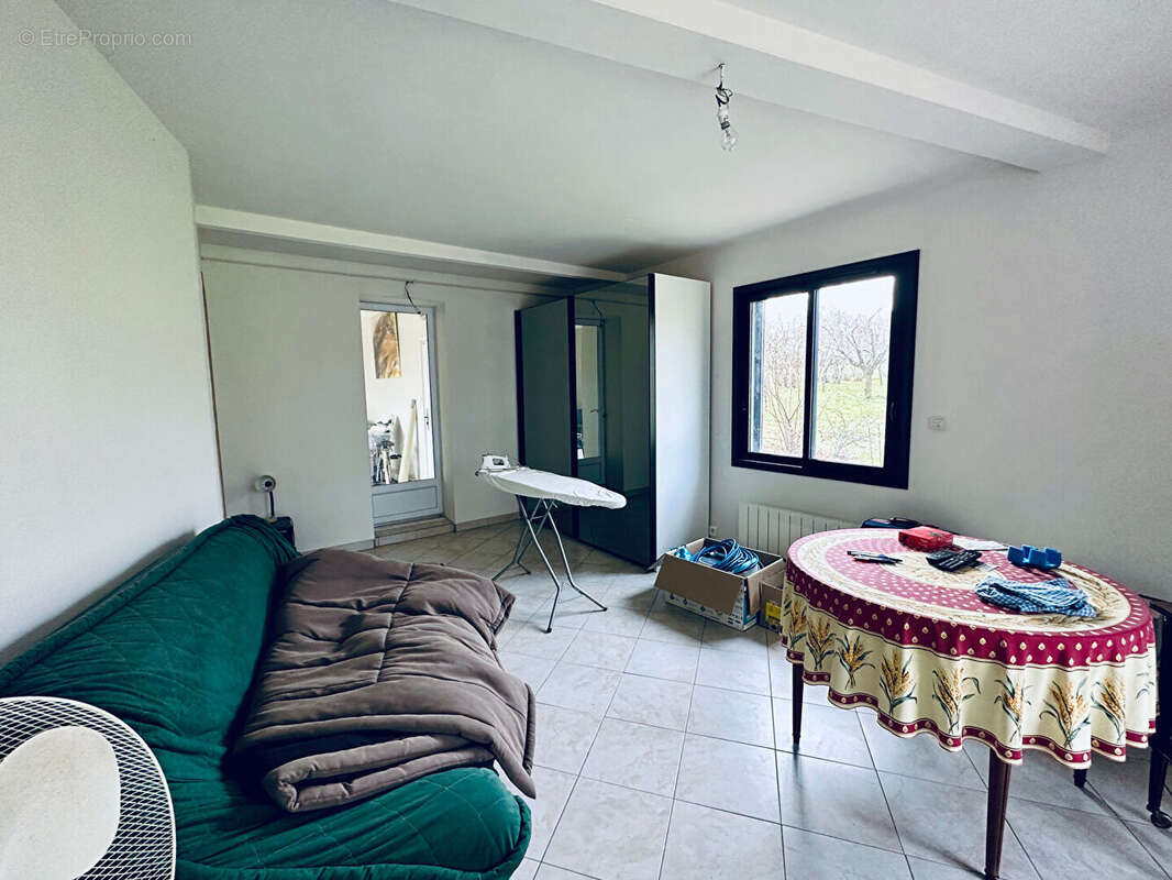 Maison avec dépendance, piscine et bois près de Villeréal - photo 16
