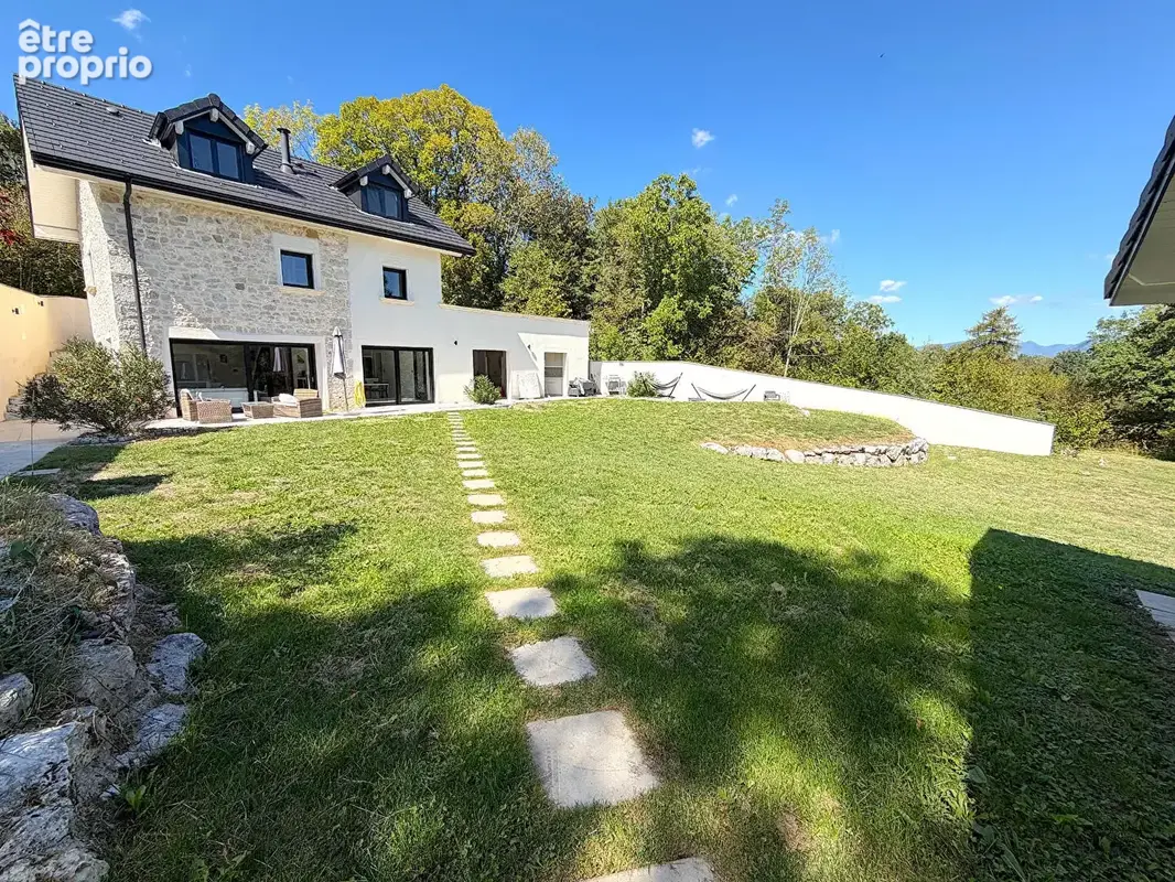 Maison à BILLIAT