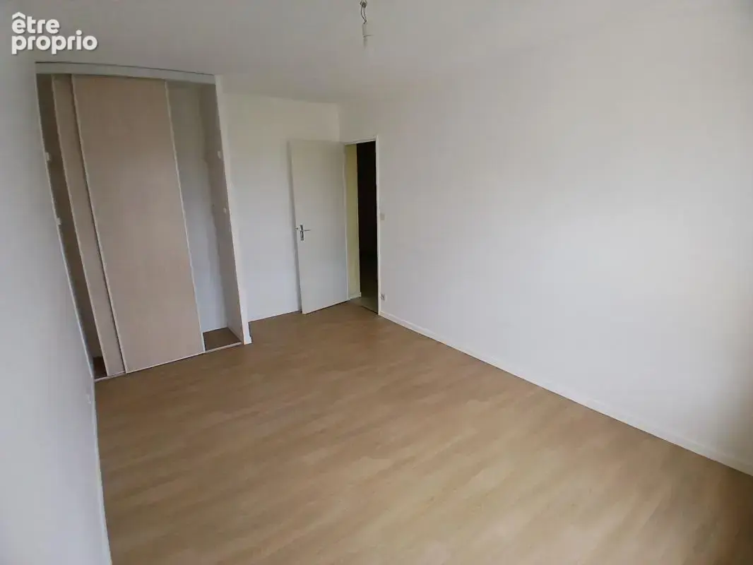 Appartement T2 avec ascenseur proche gare Le Mans - photo 9