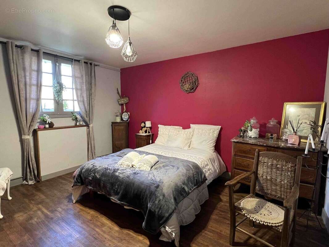 388 m² à Ansac-Sur-Vienne  - photo 7