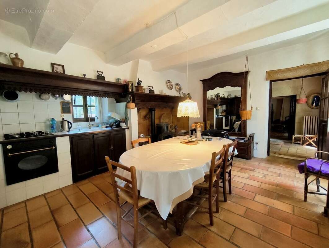 Maison à UZES