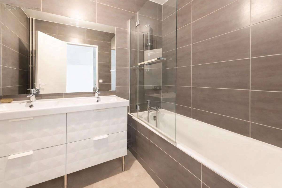 Appartement à GARCHES