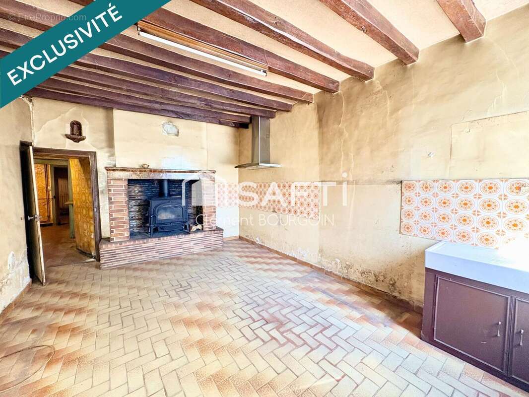 Maison 69 m² à Saint-Vincent-Du-Lorouer  - photo 4