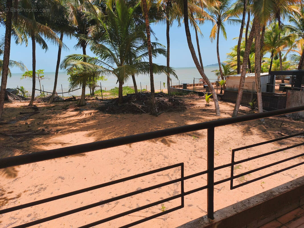 Maison à REMIRE-MONTJOLY