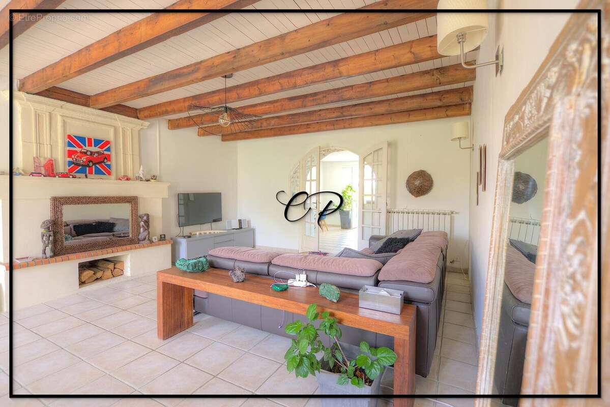 Photo 3 - Maison à SAINT-BONNET-SUR-GIRONDE