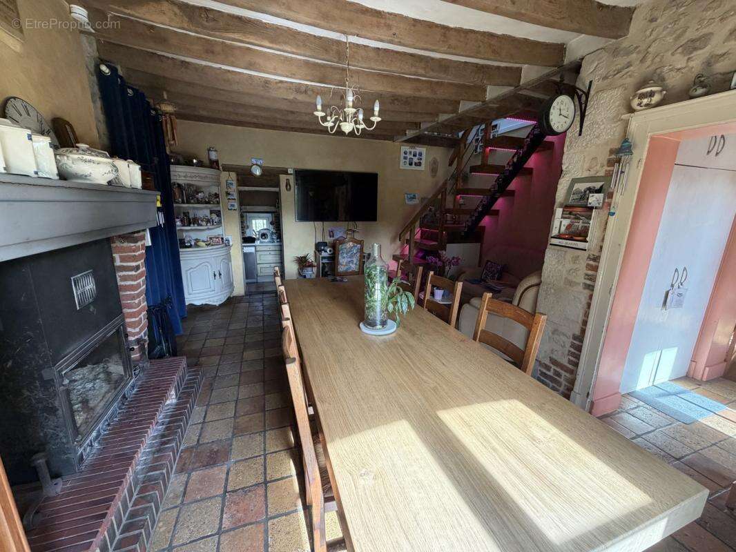 Maison de campagne 1h30 de Paris sur 2ha57 dans un site superbe - photo 3