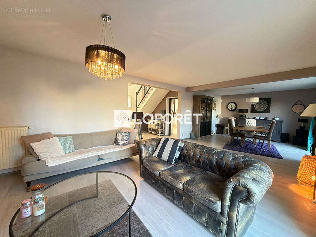 Maison à MONDELANGE