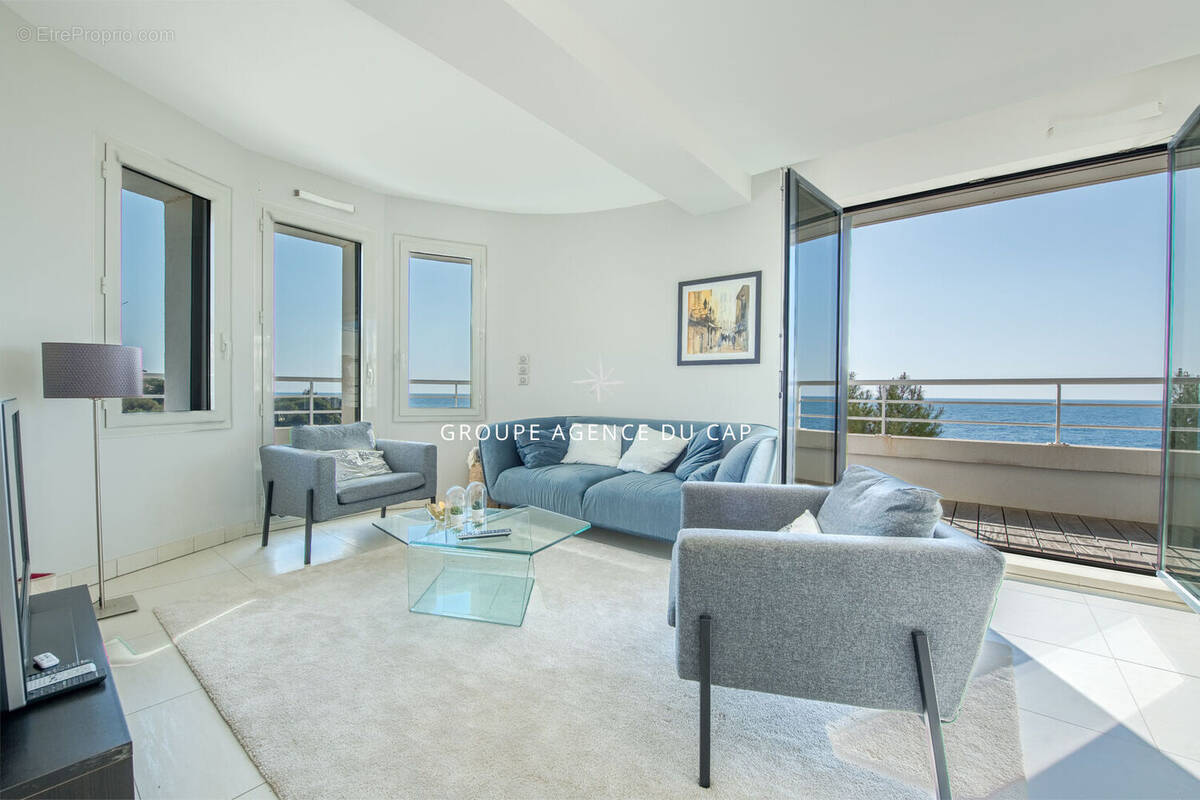 Appartement à SAINT-RAPHAEL