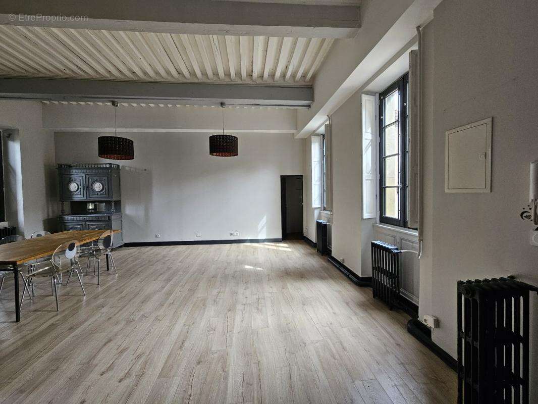 Appartement à CARCASSONNE