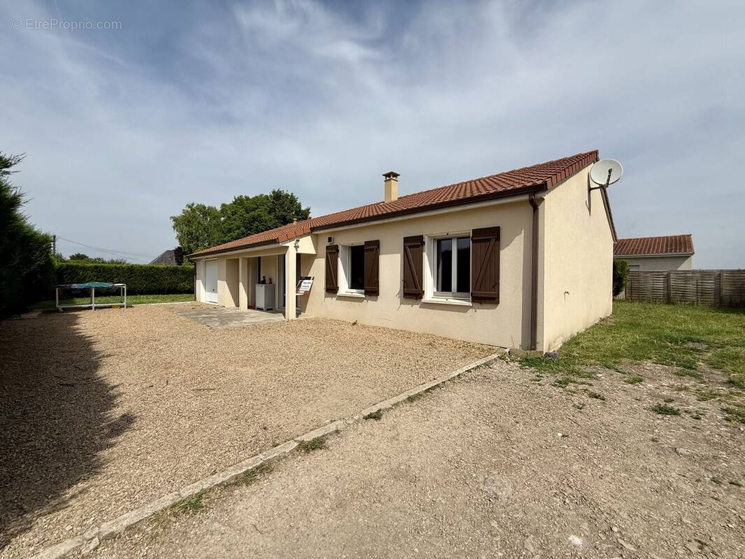 Maison à SAINT-ANDRE-LE-COQ