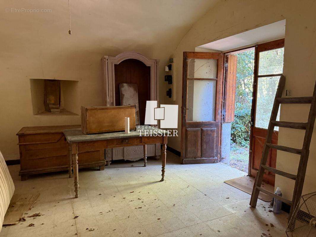 Maison à SAINT-PAUL-LE-JEUNE