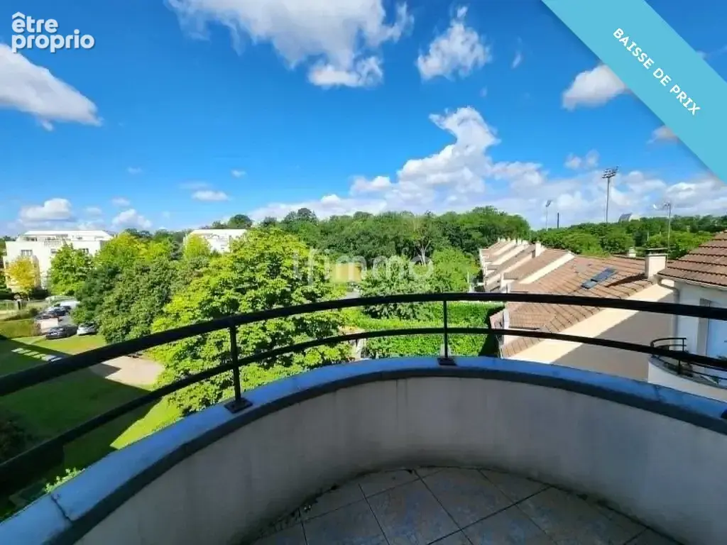 T3 au dernier étage avec balcon et vue dégagée - photo 3