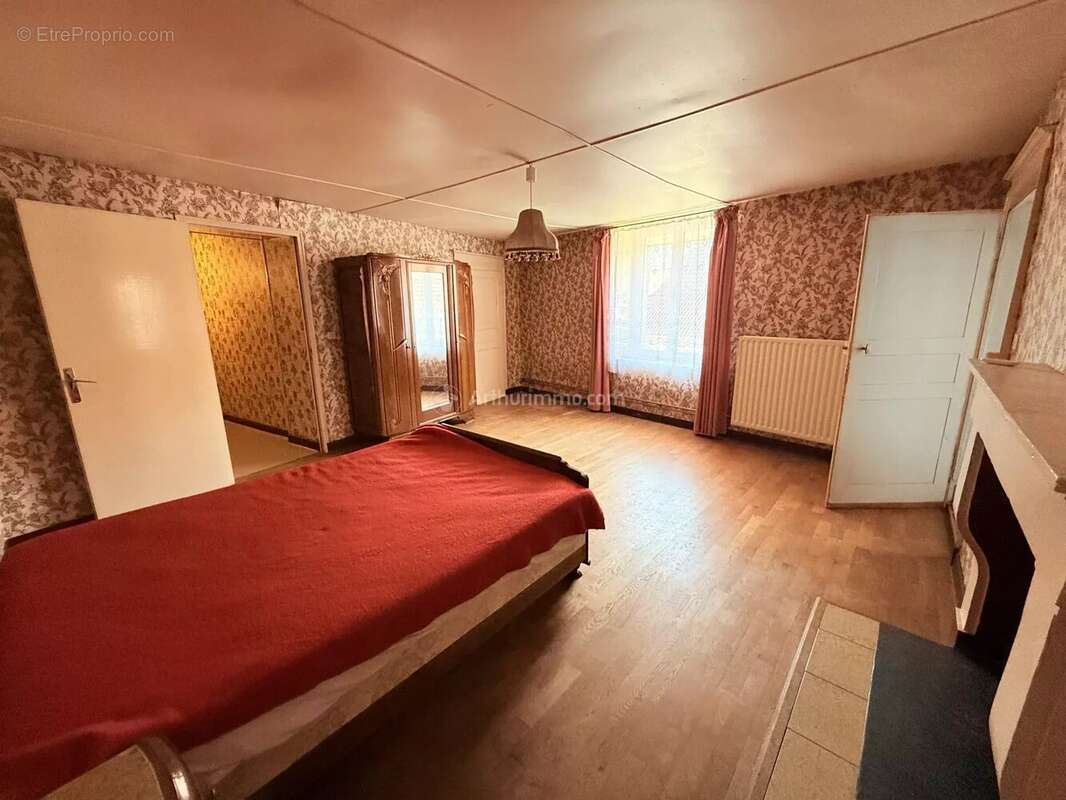 Maison à CHALVRAINES