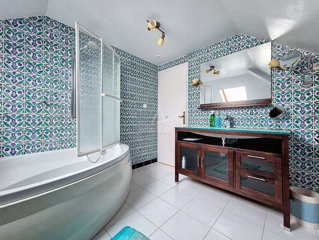 Maison à CERNOY-EN-BERRY