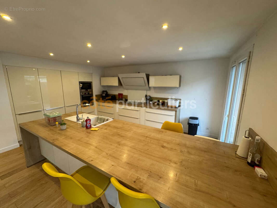 Maison à SAINT-SEBASTIEN-DE-MORSENT