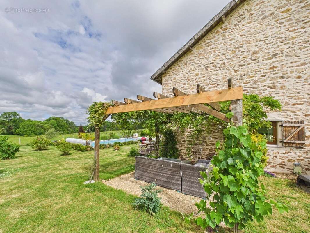 Maison à CHAMPSAC