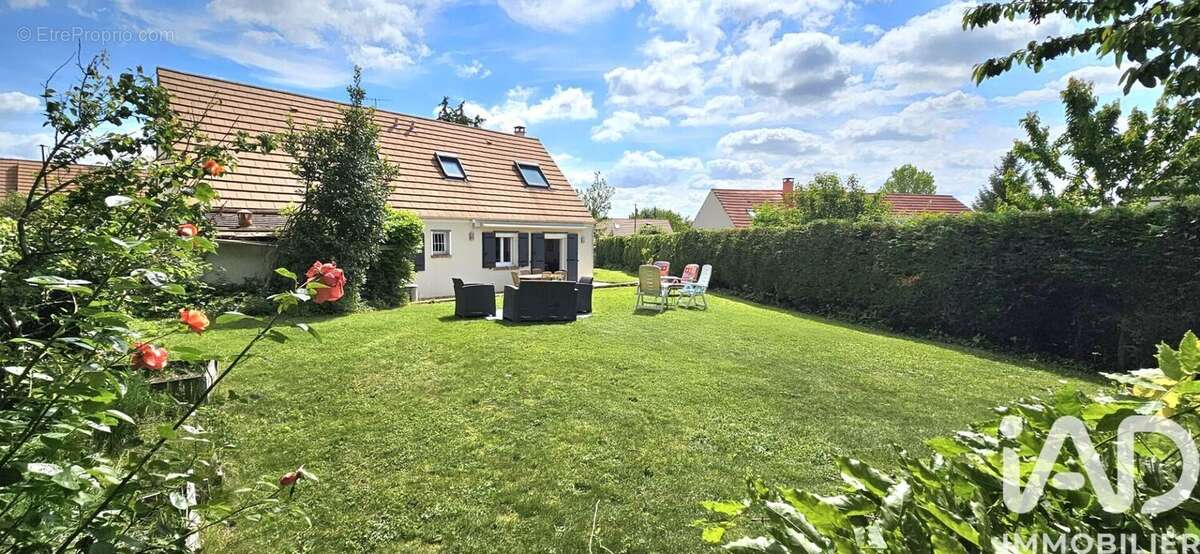 Photo 3 - Maison à ATTAINVILLE