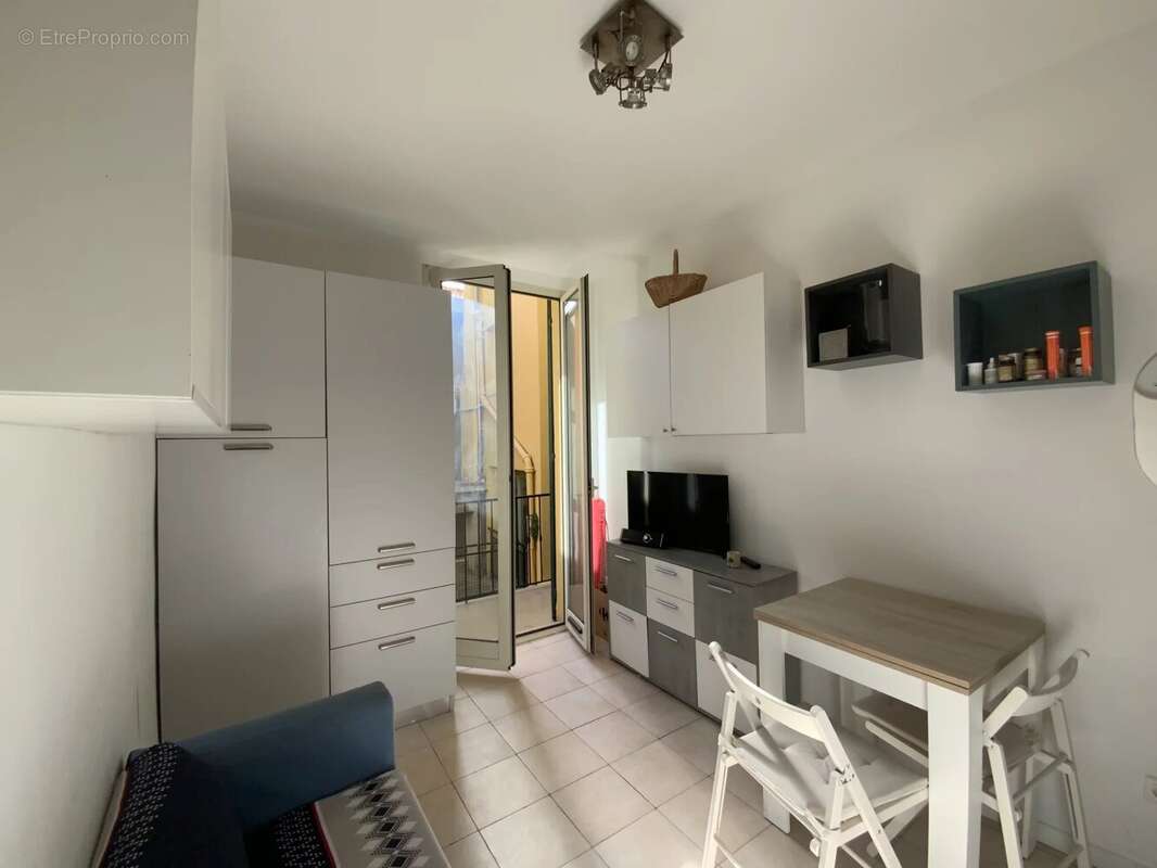 Appartement à ROQUEBRUNE-CAP-MARTIN
