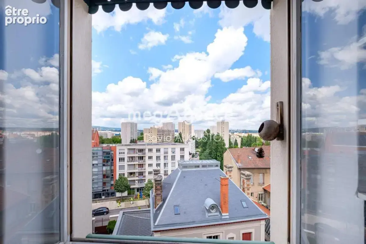 Appartement à VILLEURBANNE