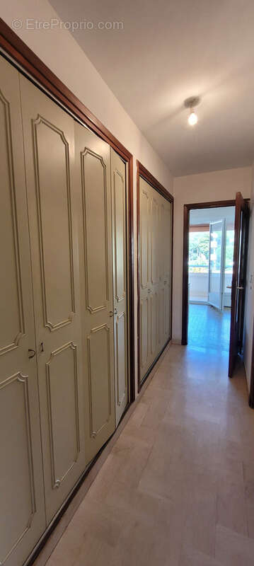 Appartement à HYERES