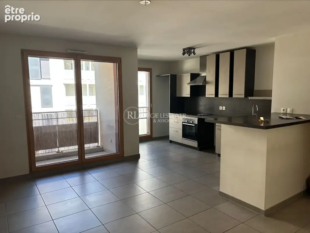 Appartement t3  villeurbanne limite monchat - photo 2