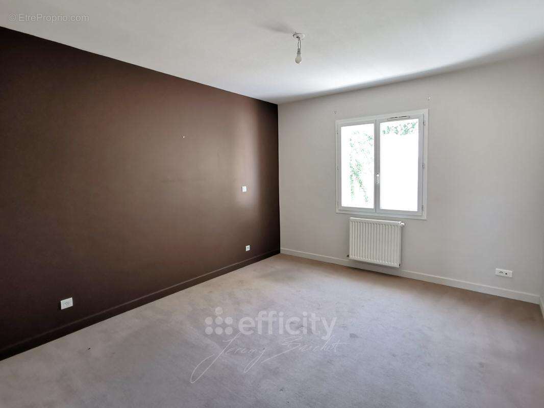 Maison 107 m² à Niort  - photo 8