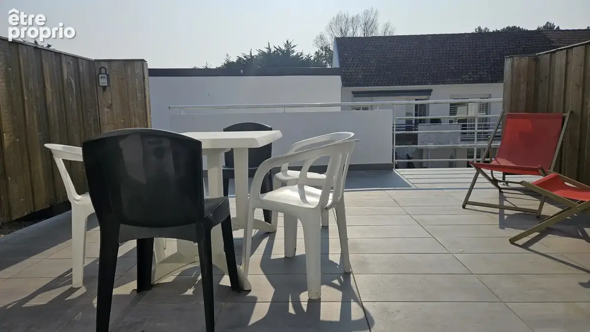 Appartement type 2, résidence avec piscine ! - photo 2