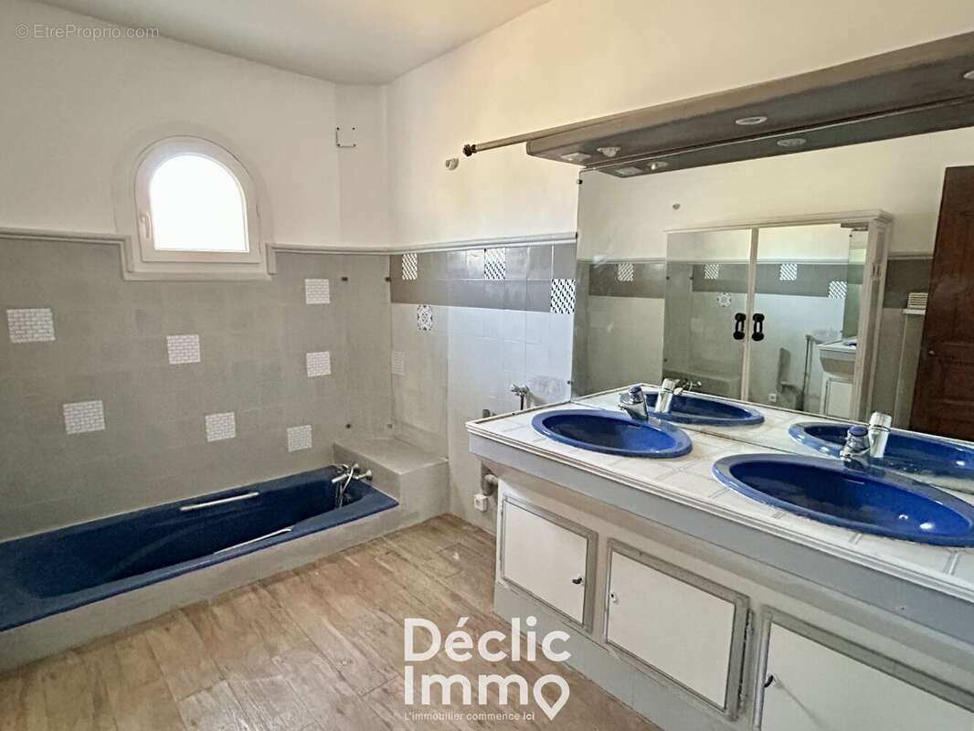 À vendre maison 175m2 avec piscine et 4 chambres à Cestas - photo 11