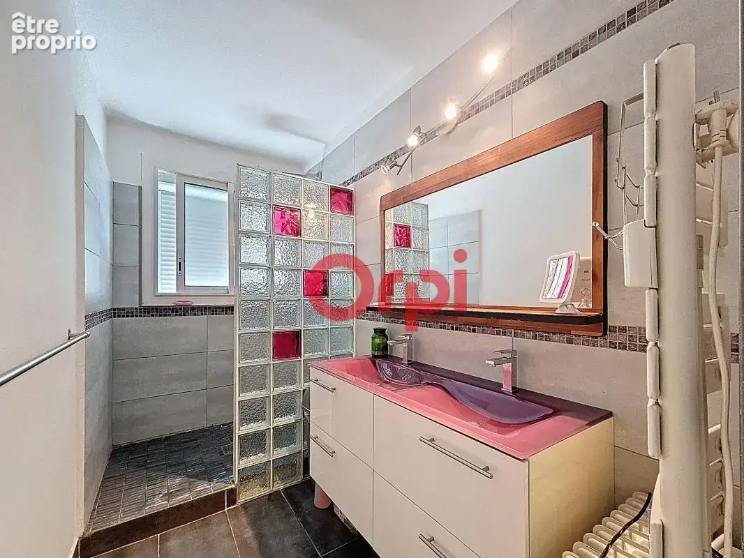 Appartement À Vendre t4 de 74m² à SIX-FOURS LES PLAGES avec possibilité garage en SUS - photo 6