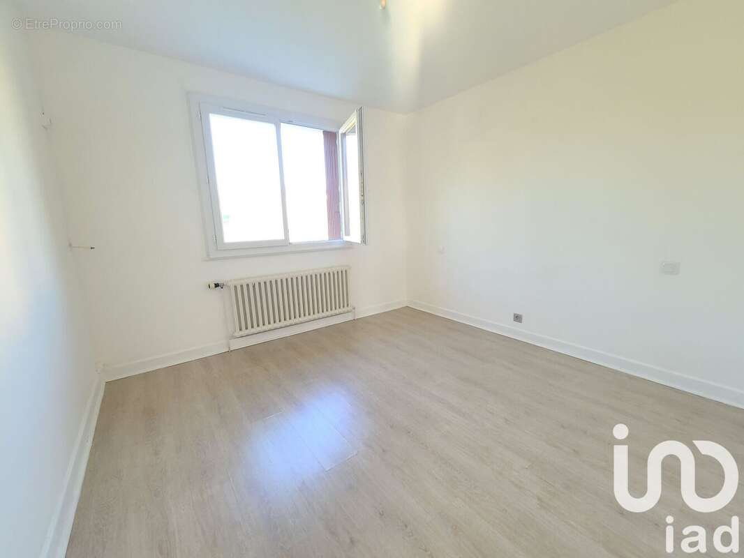 Photo 8 - Maison à NEUVILLE-SUR-VANNES