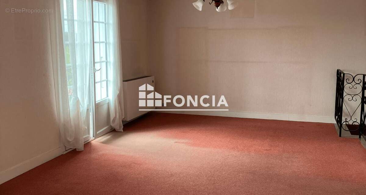 Maison à LA ROCHEFOUCAULD