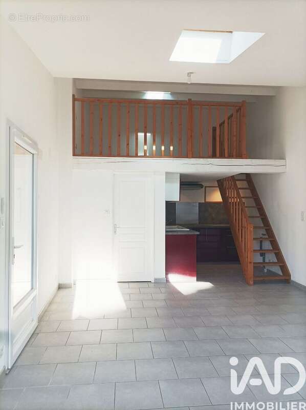 Photo 3 - Appartement à SAINT-JUST-LUZAC