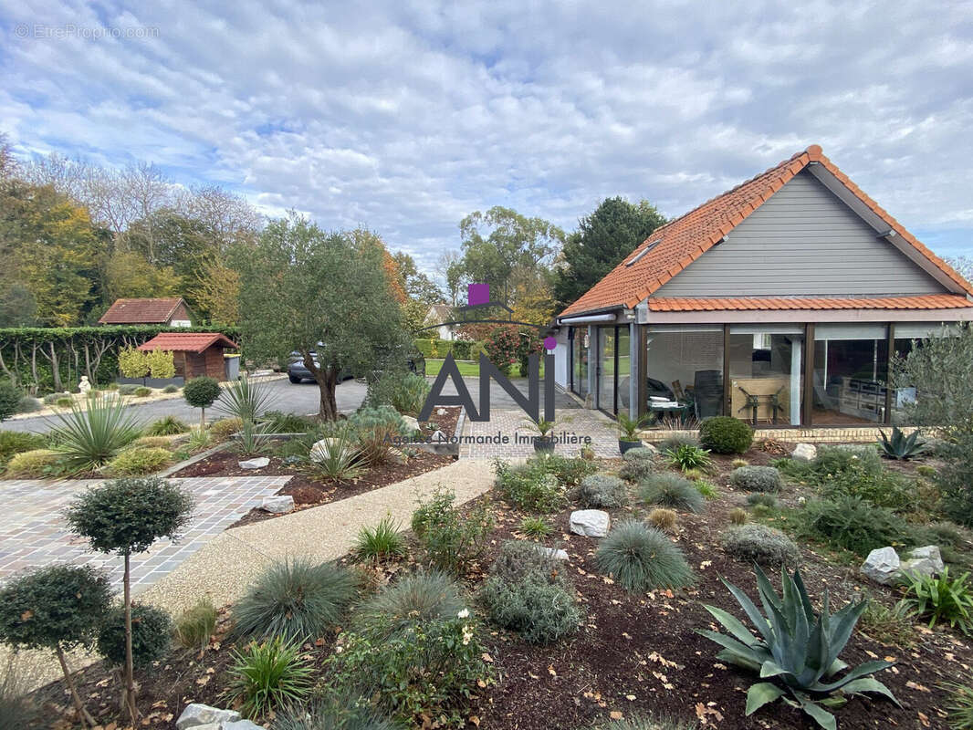 Maison à VARENGEVILLE-SUR-MER