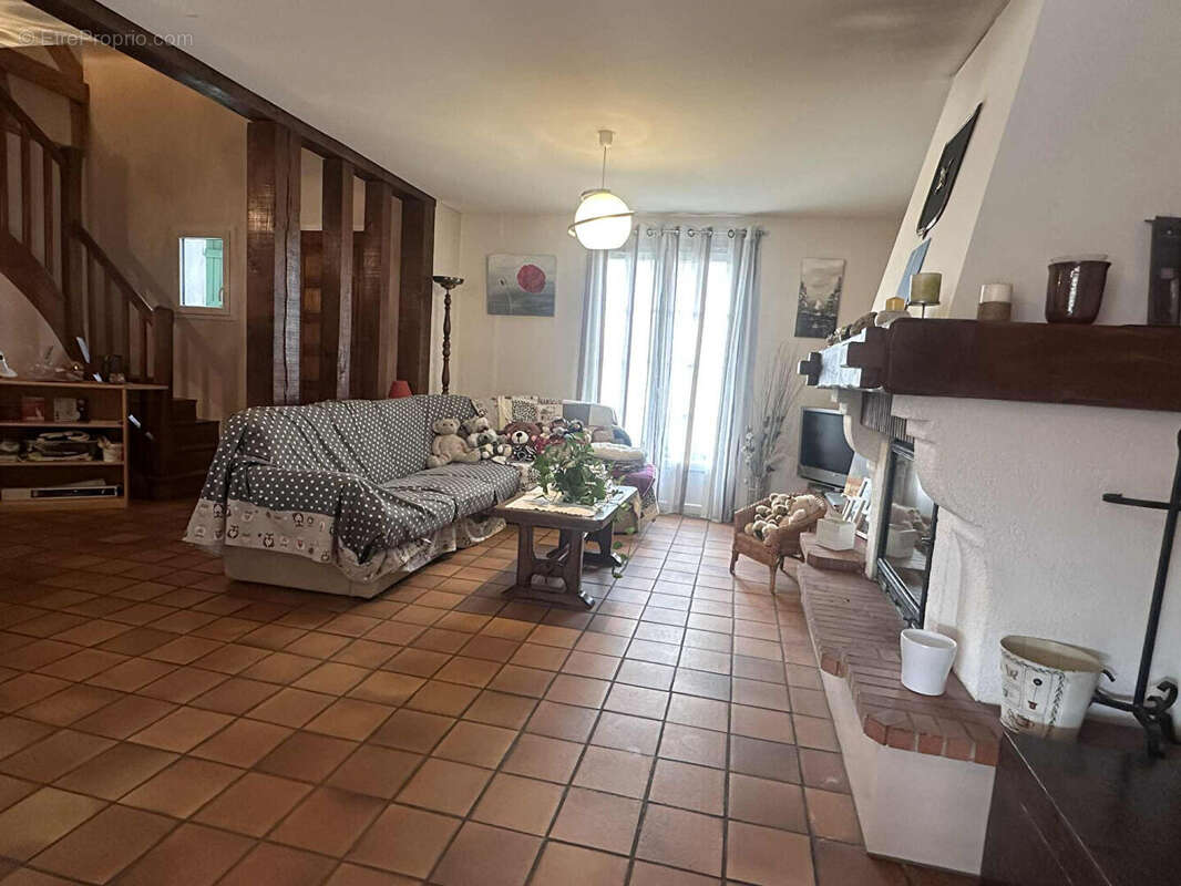 Maison à MONT-PRES-CHAMBORD