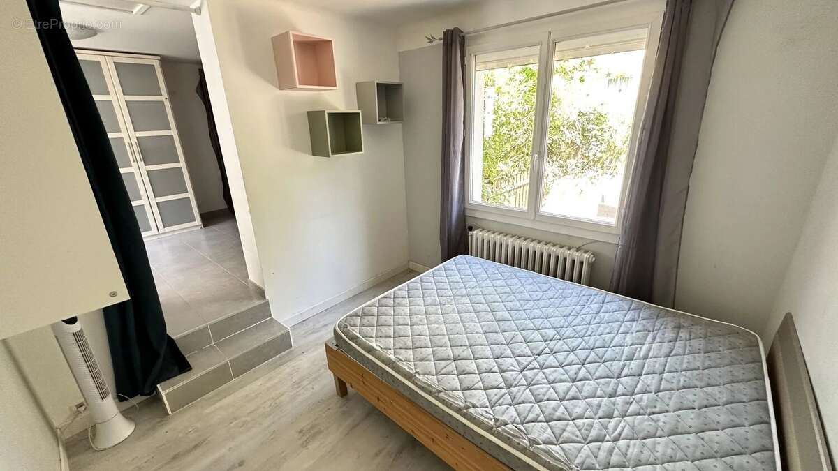 Deux maisons mitoyennes et un appartement avec jardin et garage - photo 8