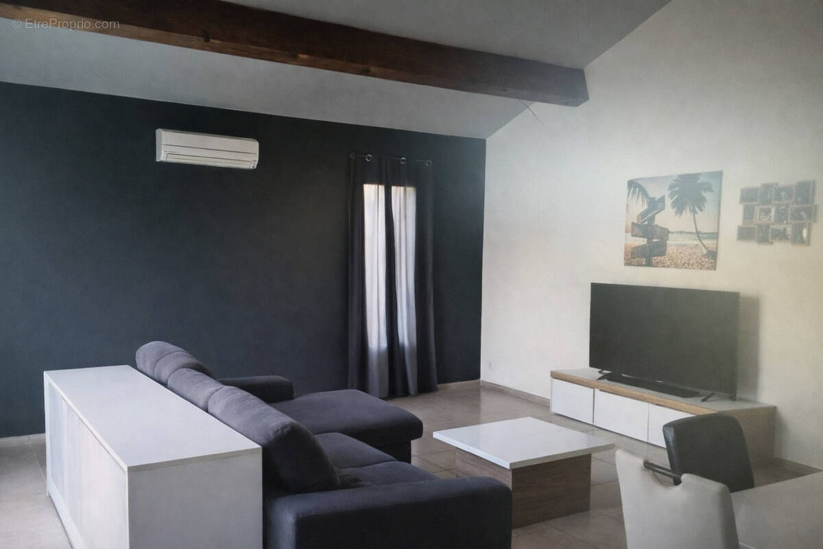 Maison à SAINT-MARTIN-DE-LONDRES