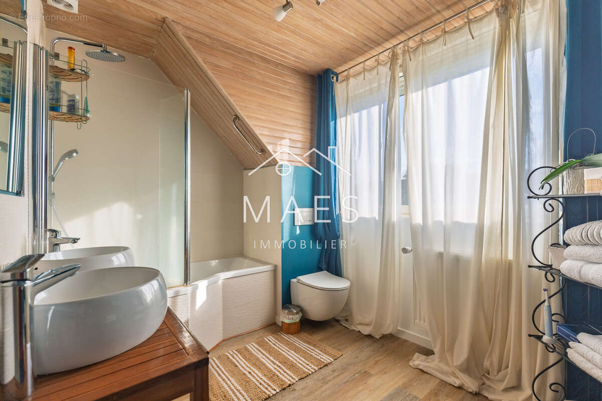 Maison à WAMBRECHIES