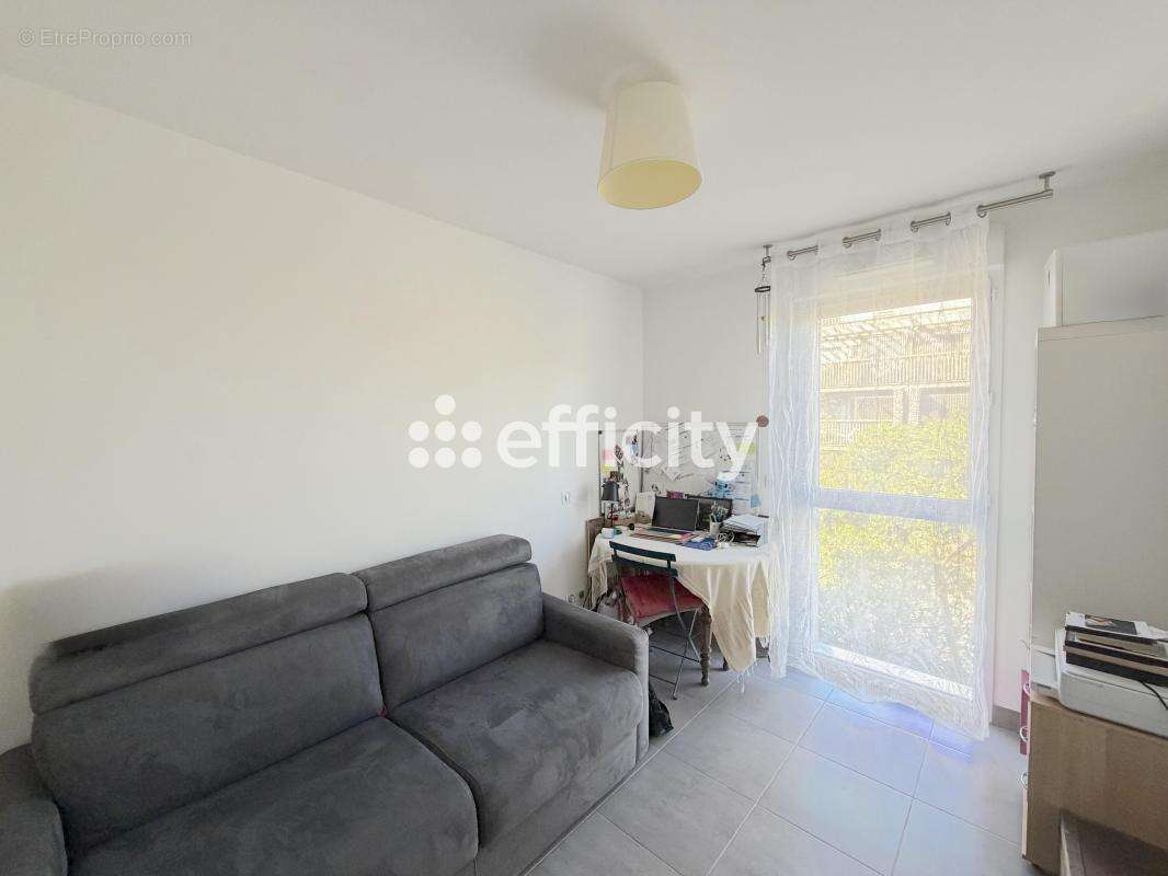 Appartement à LATTES