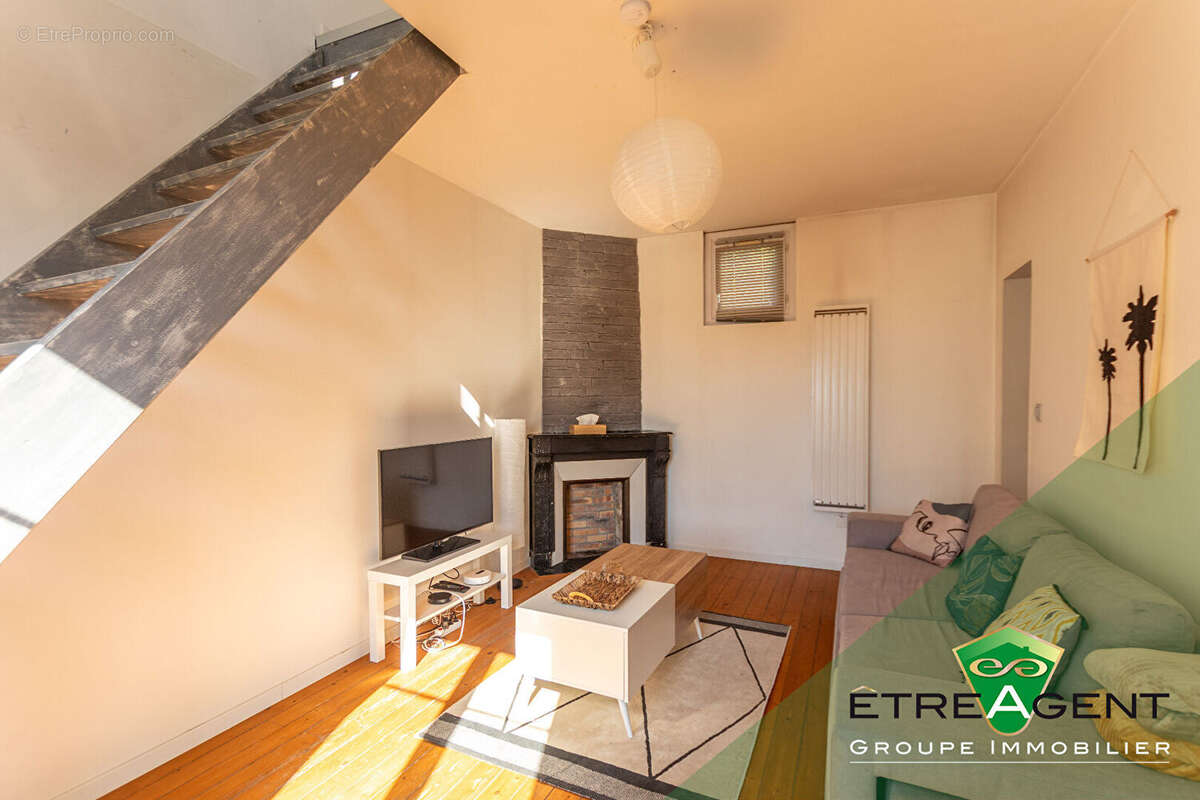 Appartement à L&#039;HAY-LES-ROSES