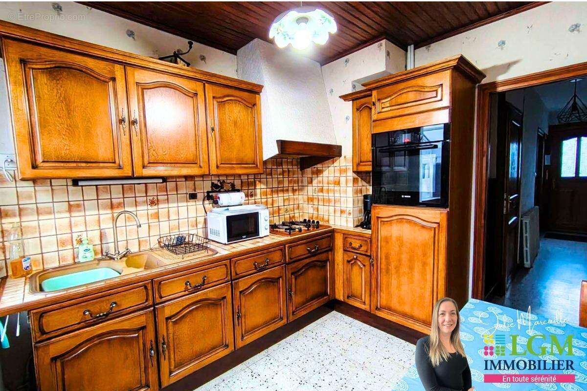 Maison à PETITE-FORET