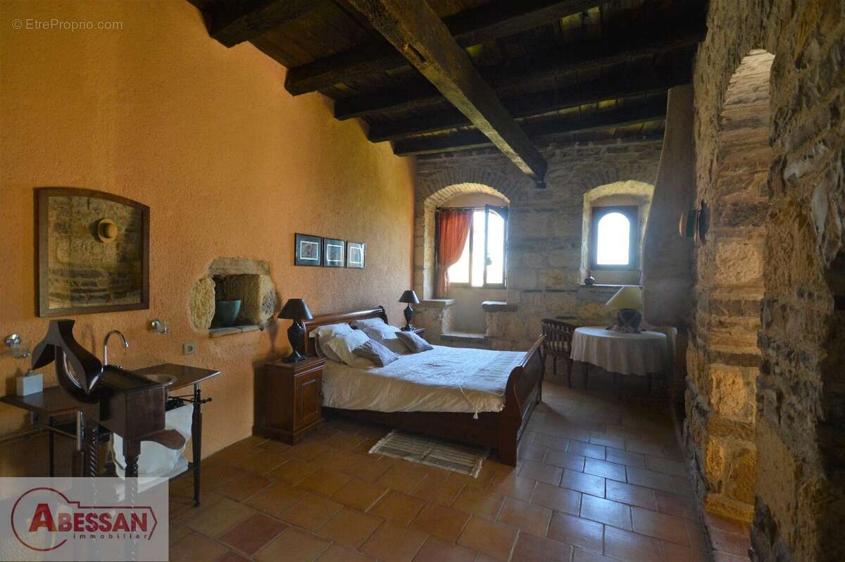 Maison à CORDES-SUR-CIEL