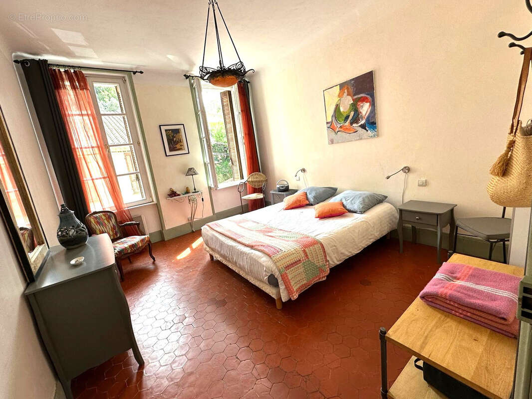 Appartement à BORMES-LES-MIMOSAS