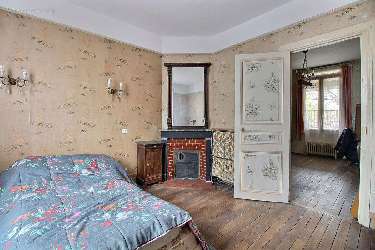 Maison à COLOMBES