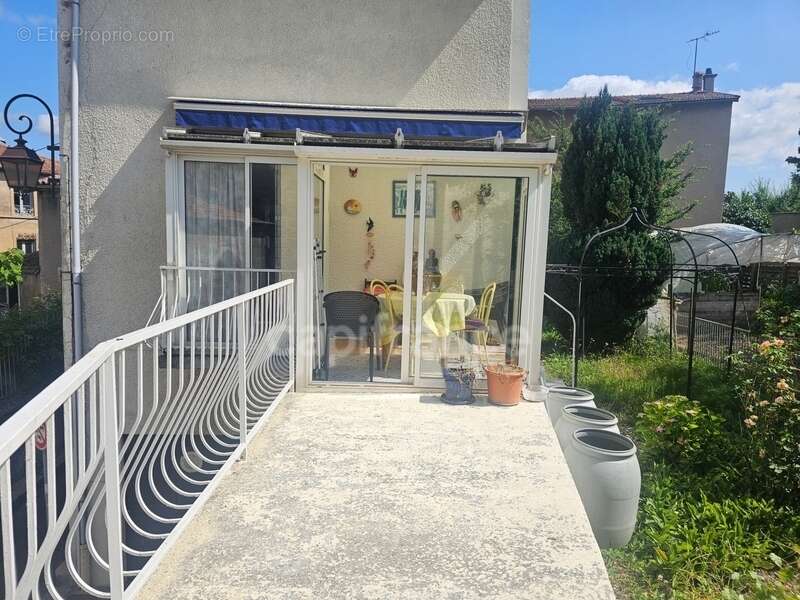 Maison à PANISSIERES